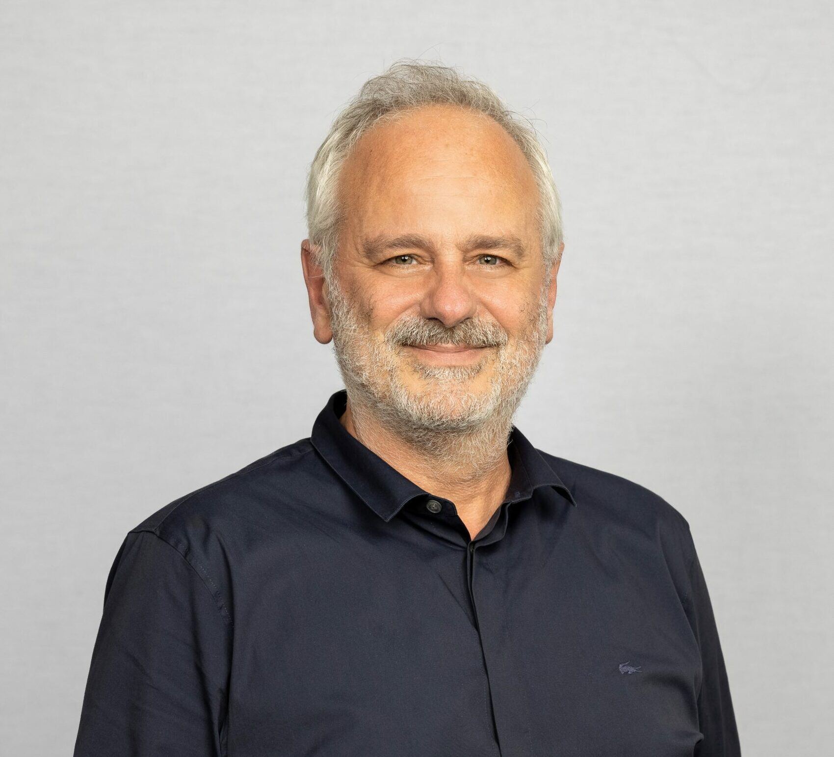 Dr Michel Gil